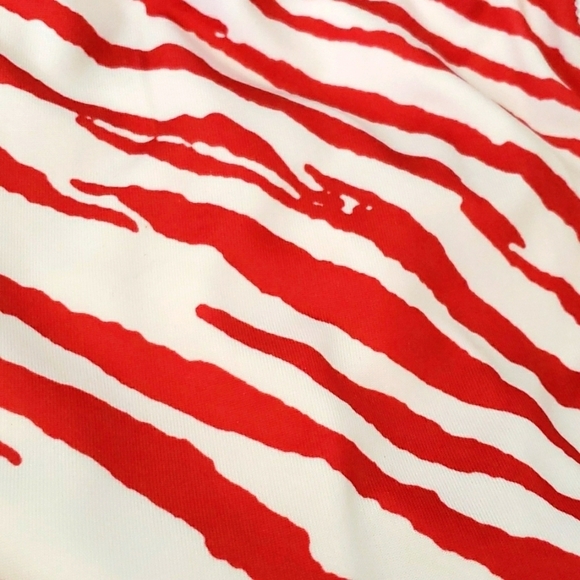 Zubaz Standard Zebra Leggings in Red/White Size S - Picture 5 of 6